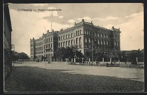 AK Schleswig, Regierungsgebäude im Sonnenschein