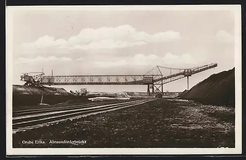 AK Grube Erika, Abraumförderbrücke mit Bahnschienen