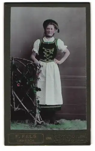 Fotografie F. Fels, Urnäsch, Portrait Schweizerin in appenzeller Tracht