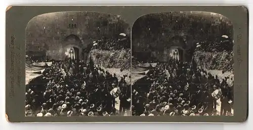 Stereo-Fotografie Universal Stereoscopic Company, Ansicht Jerusalem, Mohammedan Procession at St. Stepahn`s Gate