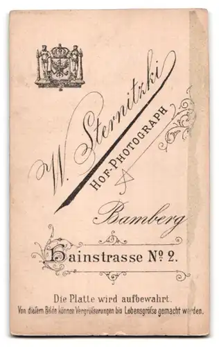 Fotografie W. Sternitzki, Bamberg, Hainstrasse 2, Portrait betagtes bürgerliches Paar