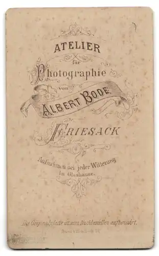 Fotografie A. Bode, Friesack, Portrait Herr mit Mittelscheitel und Oberlippenbart