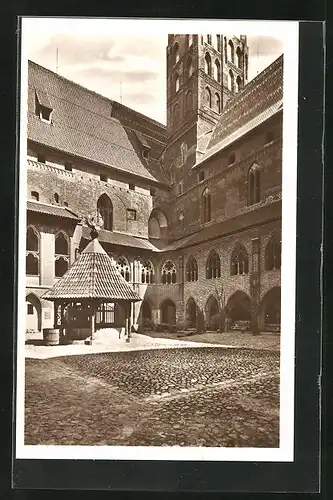 AK Marienburg / Malbork, Kreuzgang im Hochschloss