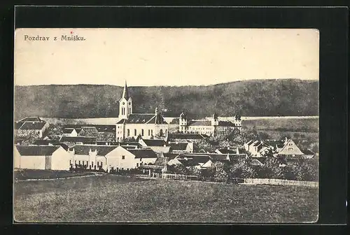 AK Mnisek, Stadtansicht mit der Kirche und dam Schloss