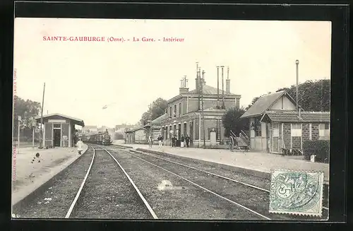 AK Sainte-Gauburge, La Gare - Intèrieur, Bahnhof