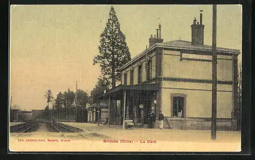 AK Briouze, La Gare, Bahnhof