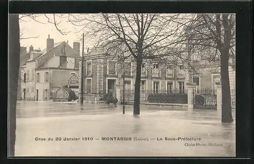 AK Montargis, Inondations 1910, Hochwasser, La Sous-Préfecture