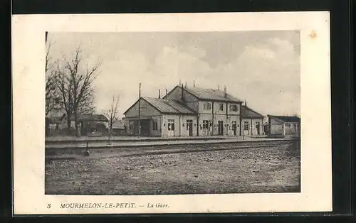 AK Mourmelon-le-Petit, La Gare, Bahnhof