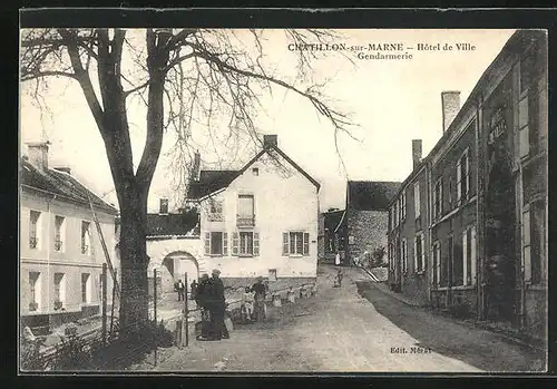 AK Chatillon-sur-Marne, Hotel de Ville, Gendarmerie