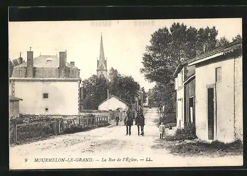 AK Mourmelon-le-Grand, La Rue de l`Eglise