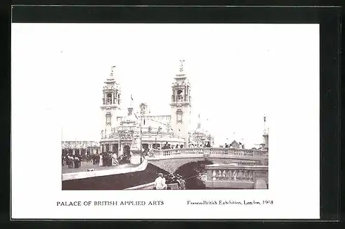 AK London, Franco-British Exhibition 1908, Palace of British Applied Arts, Ausstellung