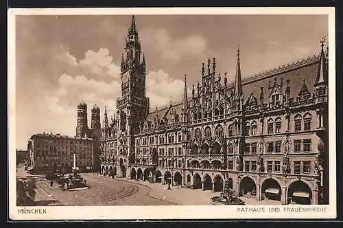 AK München, Rathaus und Frauenkirche