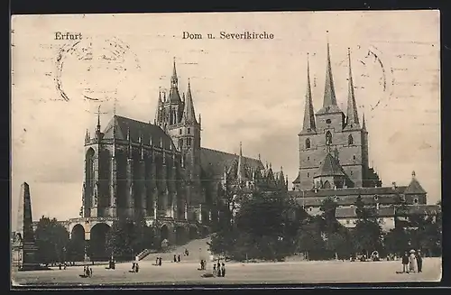 AK Erfurt, Domplatz mit Dom und Severikirche