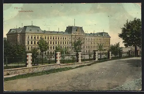 AK Prag, Kadetni skola