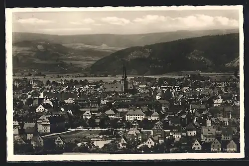 AK Saalfeld /Saale, Ortsansicht mit Kirche aus der Vogelschau