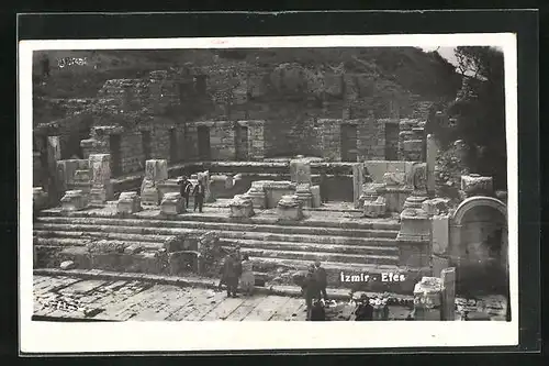 AK Selcuk, Efes /Ephesos, Besucher in den Ausgrabungen