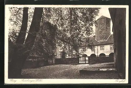 AK Iburg / Teutoburger Wald, Ansicht des Burghofes