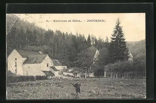 AK Jouvence, Herr auf dem Feld vor dem Dorf