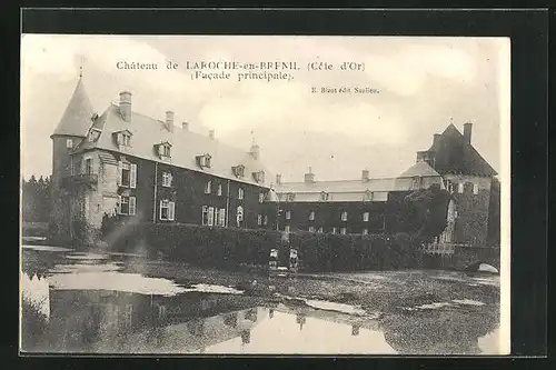 AK Laroche-en-Brenil, le Chateau, Facade principale