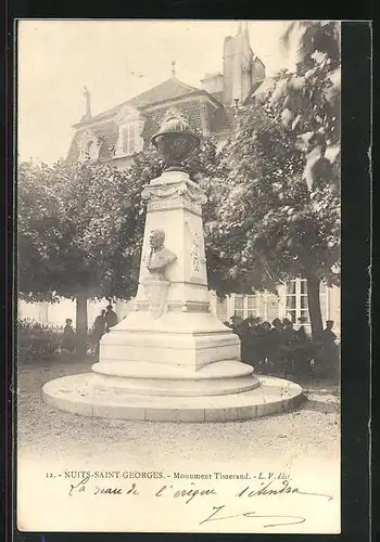 AK Nuits-Saint-Georges, Monument Tisserand