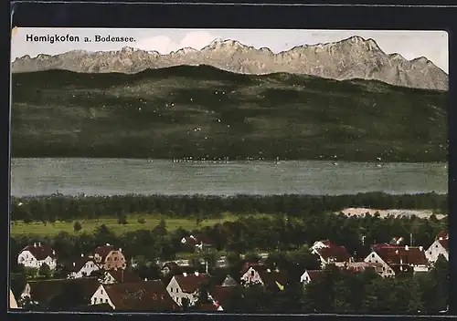AK Hemigkofen /Bodensee, Ortsansicht mit See und Bergpanorama
