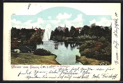 AK Essen, Partie im Stadtgarten mit Fontäne