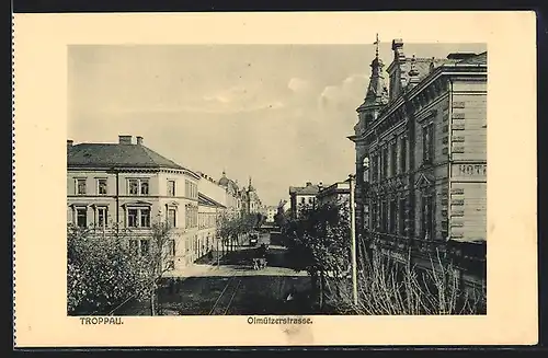 AK Troppau, Olmützerstrasse mit Strassenbahn