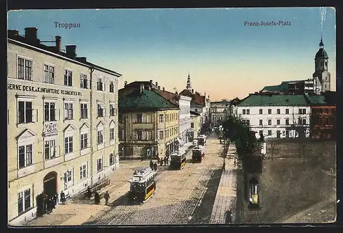 AK Troppau, Franz-Josefs-Platz mit Strassenbahn