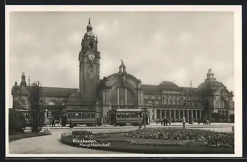 AK Wiesbaden, Hauptbahnhof mit Strassenbahn