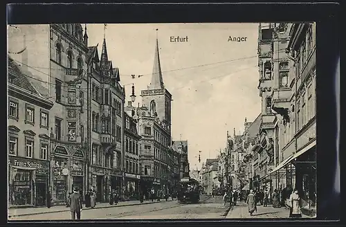 AK Erfurt, Anger mit Strassenbahn, Kirche und Passanten