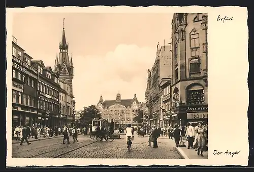 AK Erfurt, Anger mit Strassenbahn und Fussgängern