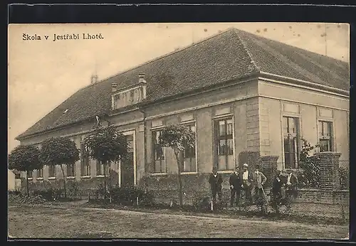 AK Jestrabi Lhota, Skola, Schule