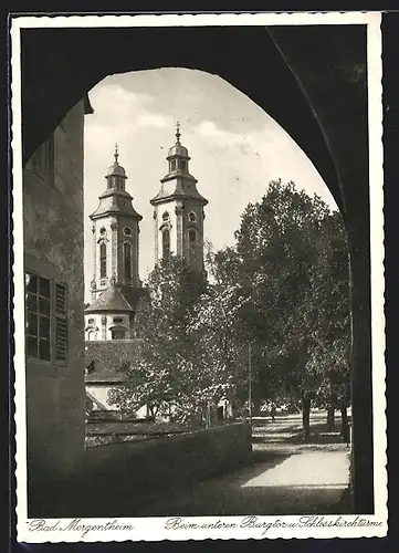 AK Bad Mergentheim, Partie beim unteren Burgtor mit Blick auf Schlosskirchtürme