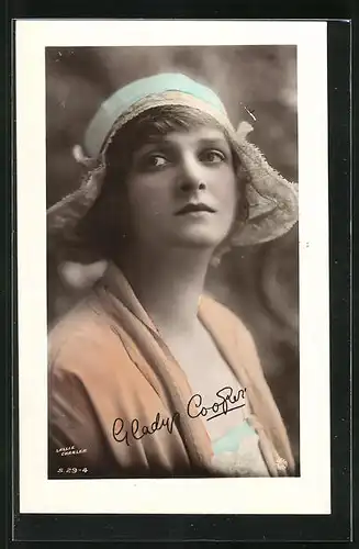 AK Schauspielerin Gladys Cooper mit Spitzenhut