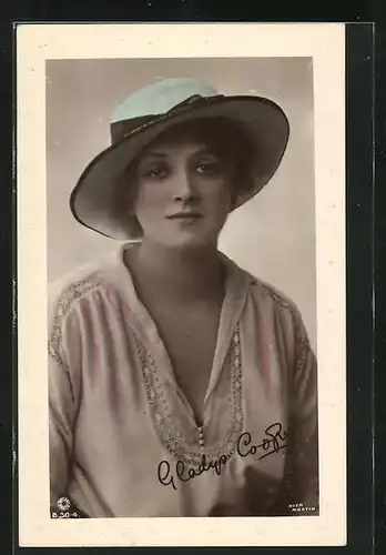 AK Schauspielerin Gladys Cooper mit Sommerhut