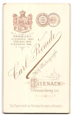 Fotografie C. Remde, Eisenach, Frauenberg 29, Mutter und Säugling in feiner Kleidung