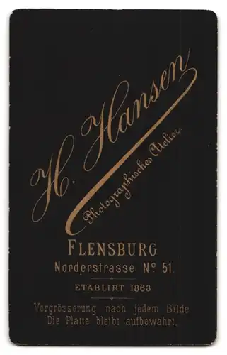 Fotografie H. Hansen, Flensburg, Norderstrasse 51, Portrait ältere Dame mit Haube und Kragenbrosche