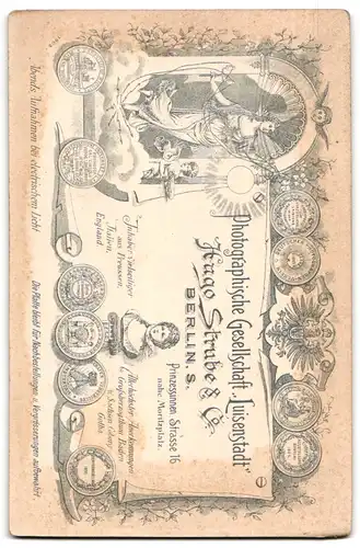 Fotografie Hugo Strube & Co., Berlin, Prinzessinnenstr. 16, Paar in Sonntagskleidung