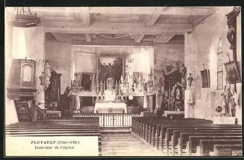 AK Pluvault, Intérieur de l'Eglise