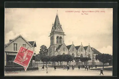 AK Lusigny, Eglise Saint-Martin, la Place