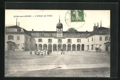 AK Bar-sur-Aube, l'Hotel de Ville