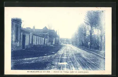 AK Saint-Mards-en-Othe, Entrée du Village