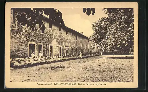 AK Romans-Ferrari, Preventorium de Romans, Le repos en plein air