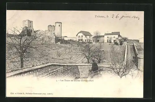 AK Trévoux, Les Tours ou ancien Chateau-Fort