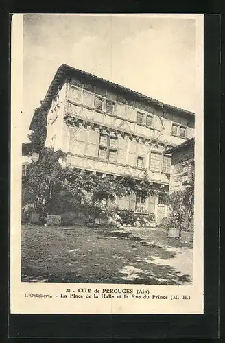 AK Pérouges, L`Ostellerie - La Place de la Halle et la Rue du Prince