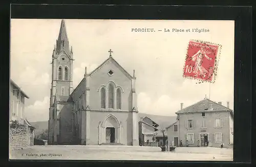 AK Porcieu, La Place et l`Eglise