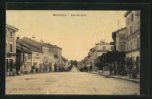 AK Meximieux, Rue de Lyon