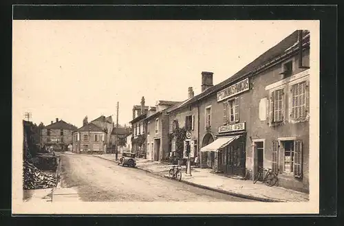 AK Confalns-sur-Lanterne, Rue Victor-Hugo