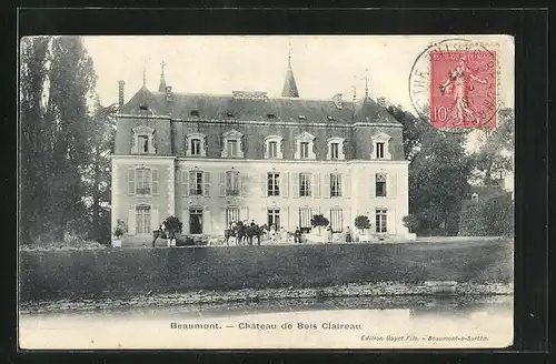 AK Beaumont, Chateau de Bois Claireau, Facade, Männer auf Pferden