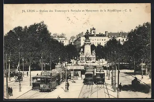 AK Lyon, Station de Tramways à Perrache et Monument de la République, Strassenbahn